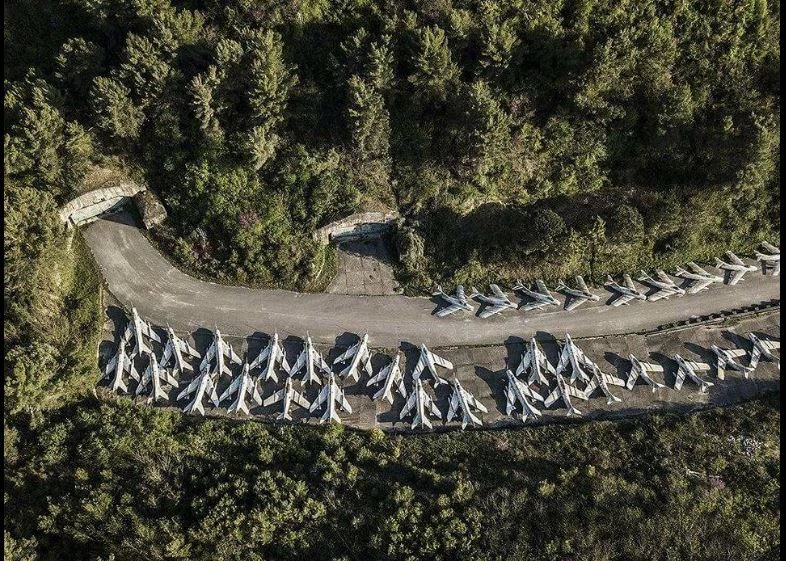 Επικίνδυνες εξελίξεις στα Βαλκάνια: Ετοιμάζουν ΝΑΤΟϊκή βάση στην Αλβανία – Απλώνονται τα «δίχτυα» της Δύσης στην περιοχή